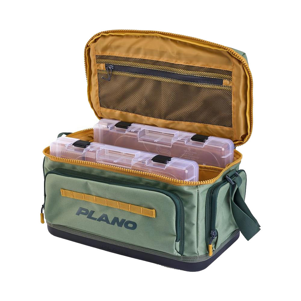 Plano Weekend Tackle Bag 3700, Moss - Water-Resistant Base